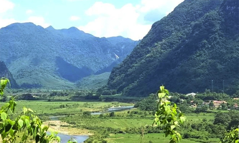 Một góc xã biên giới Trường Sơn (Quảng Ninh).