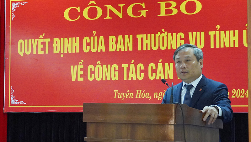 Đồng chí Bí thư Tỉnh ủy Vũ Đại Thắng phát biểu giao nhiệm vụ