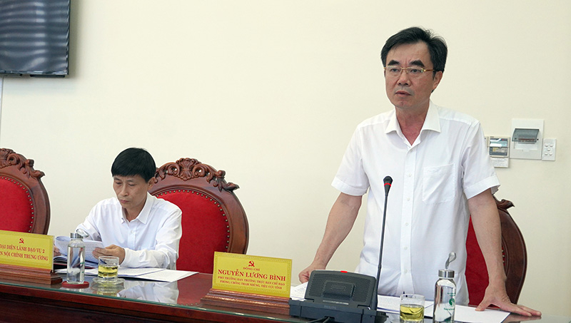 Ủy viên Ban Thường vụ, Trưởng ban Nội chính Tỉnh ủy, Phó trưởng ban Thường trực Ban Chỉ đạo PCTN,TC tỉnh trình bày các báo cáo
