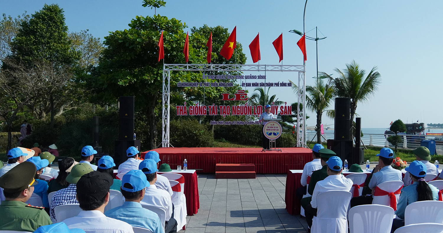 Quang cảnh buổi lễ.