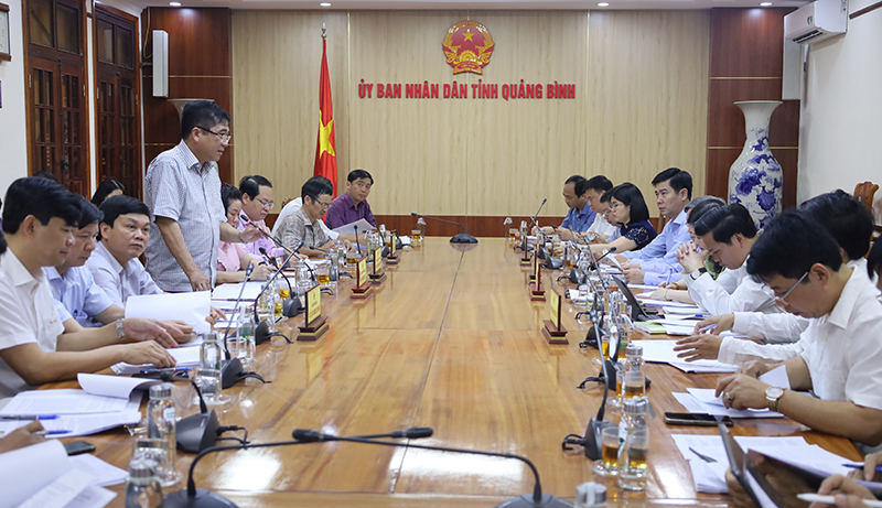 Quang cảnh buổi làm việc.