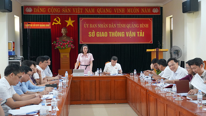  Quang cảnh buổi giám sát