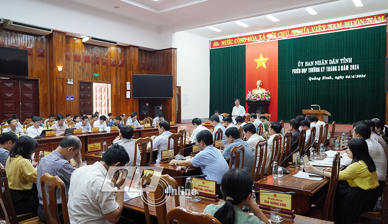 Quang cảnh phiên họp.