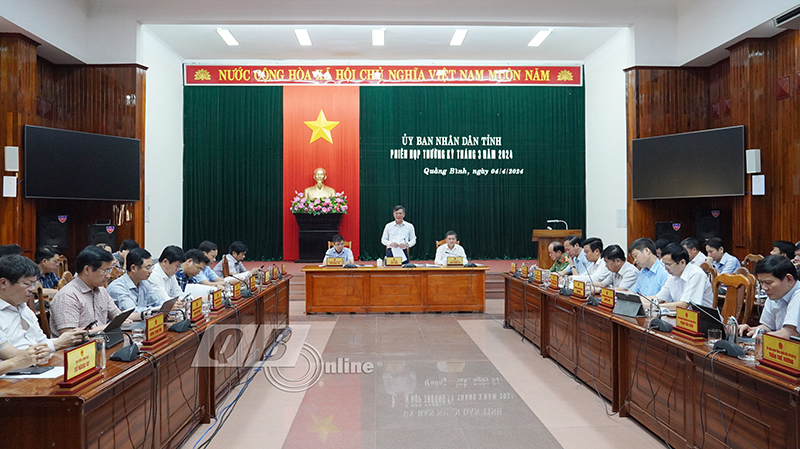 Toàn cảnh phiên họp.