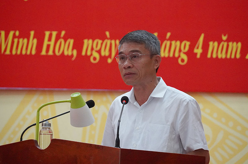 Đồng chí Bí thư huyện ủy Bùi Anh Tuấn nhấn