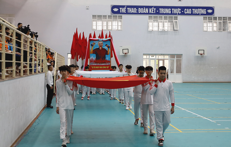 Chương trình diễu hành tại lễ khai mạc HKPĐ.  