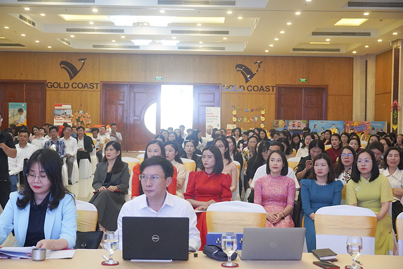 Các đại biểu dự hội thảo