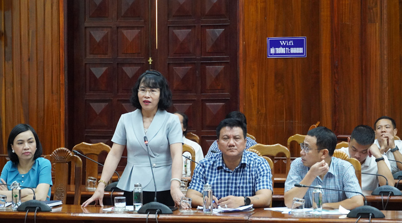 Đại diện lãnh đạo Sở VH-TT thông tin về các hoạt động kỷ niệm 420 năm hình thành tỉnh Quảng Bình (1604-2024), 75 năm ngày Quảng Bình quật khởi (15/7/1949 - 15/7/2024) và 35 năm ngày tái lập tỉnh (1/7/1989 - 1/7/2024).