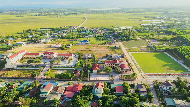 Việc sắp xếp ĐVHC góp phần tập trung huy động nguồn lực trong phát triển kinh tế-xã hội của địa phương (ảnh: Một góc xã Sơn Lộc).