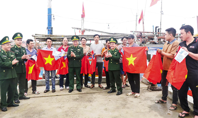 Hoạt động tuyên truyền về chống khai thác IUU cho ngư dân được các ngành chức năng, trong đó có lực lượng BĐBP chú trọng, tăng cường.