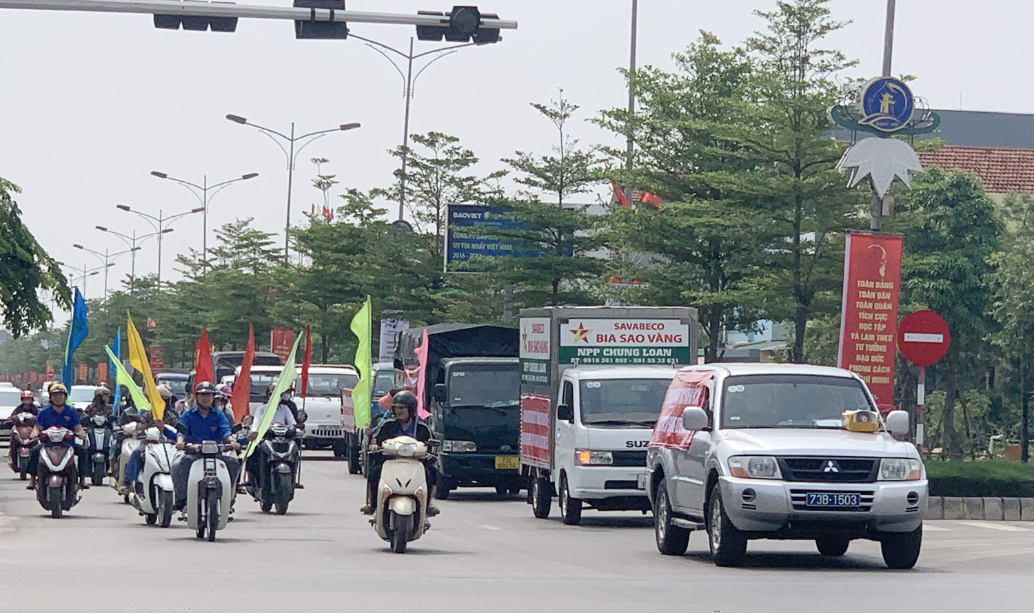 Diễu hành, cổ động, tuyên truyền “Tháng hành động vì an toàn thực phẩm” trên các trục đường chính của TP. Đồng Hới.