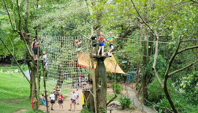 Khu du lịch sinh thái Ozo Park (Bố Trạch) thu hút nhiều du khách tham quan, trải nghiệm.