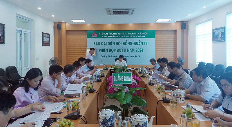 Toàn cảnh phiên họp
