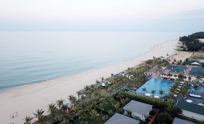 Quang cảnh khu du lịch Sea Star Resort.