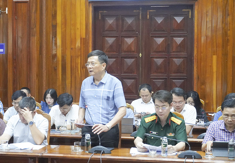 Đại diện Sở Công thương phát biểu tại phiên họp