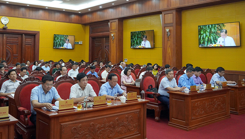 Quang cảnh hội nghị tại điểm cầu Quảng Bình