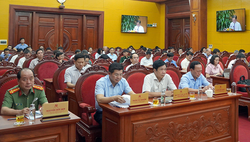 Đại biểu dự hội nghị tại điểm cầu Quảng Bình