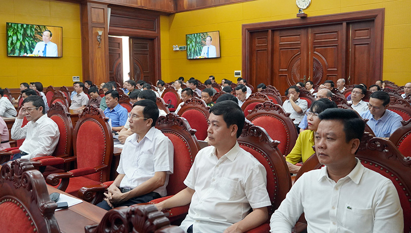 Đại biểu dự hội nghị tại điểm cầu Quảng Bình