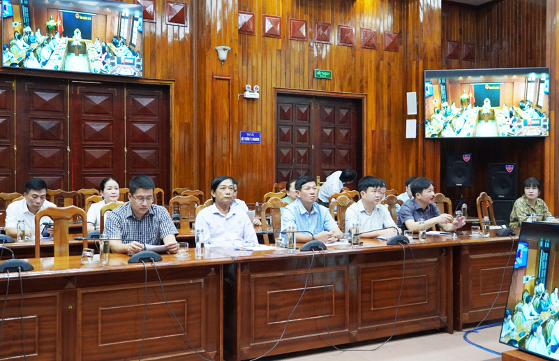 Các đại biểu tham dự hội thảo tại điểm cầu Quảng Bình.
