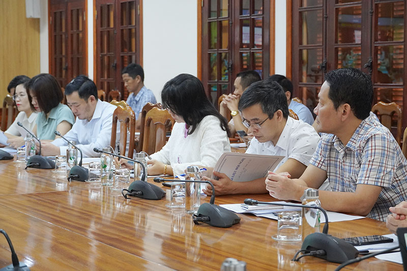 Các đại biểu tham dự hội nghị.