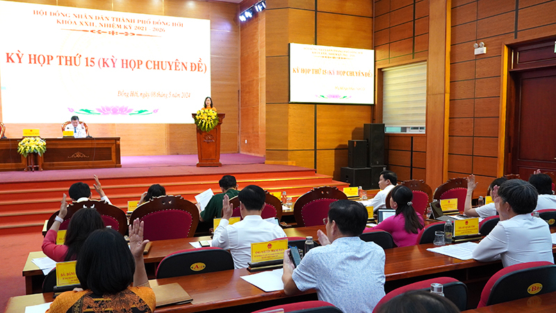 Quang cảnh kỳ họp.