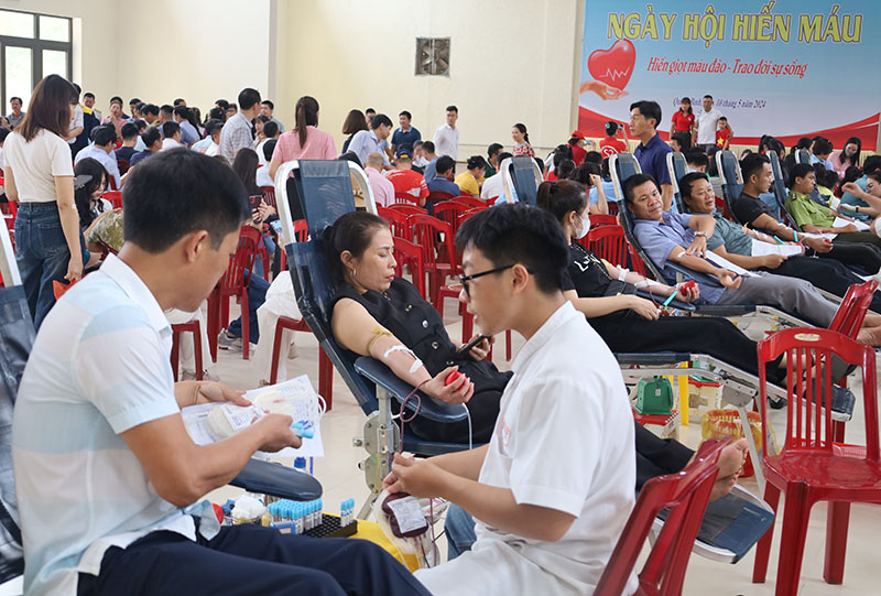Quang cảnh ngày hội.