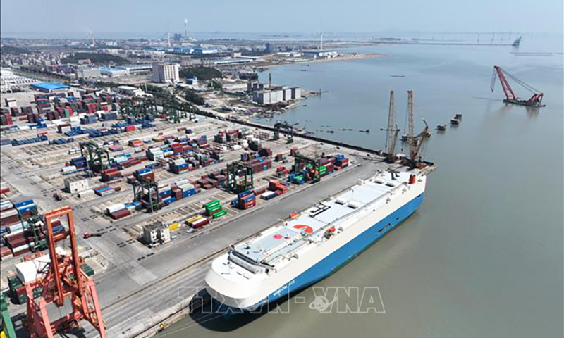 Quang cảnh cảng hàng hóa ở Phúc Châu, tỉnh Phúc Kiến, Trung Quốc ngày 12/3/2024. Ảnh: THX/TTXVN