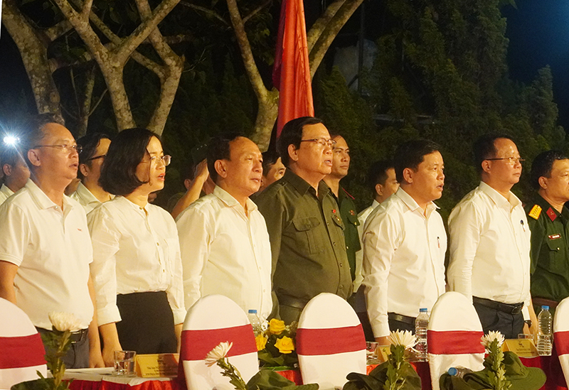 Các đại biểu dự chương trình nghệ thuật