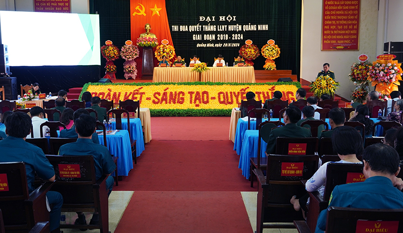  Quang cảnh đại hội.