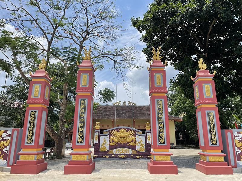 Đình làng Lâm Lang.