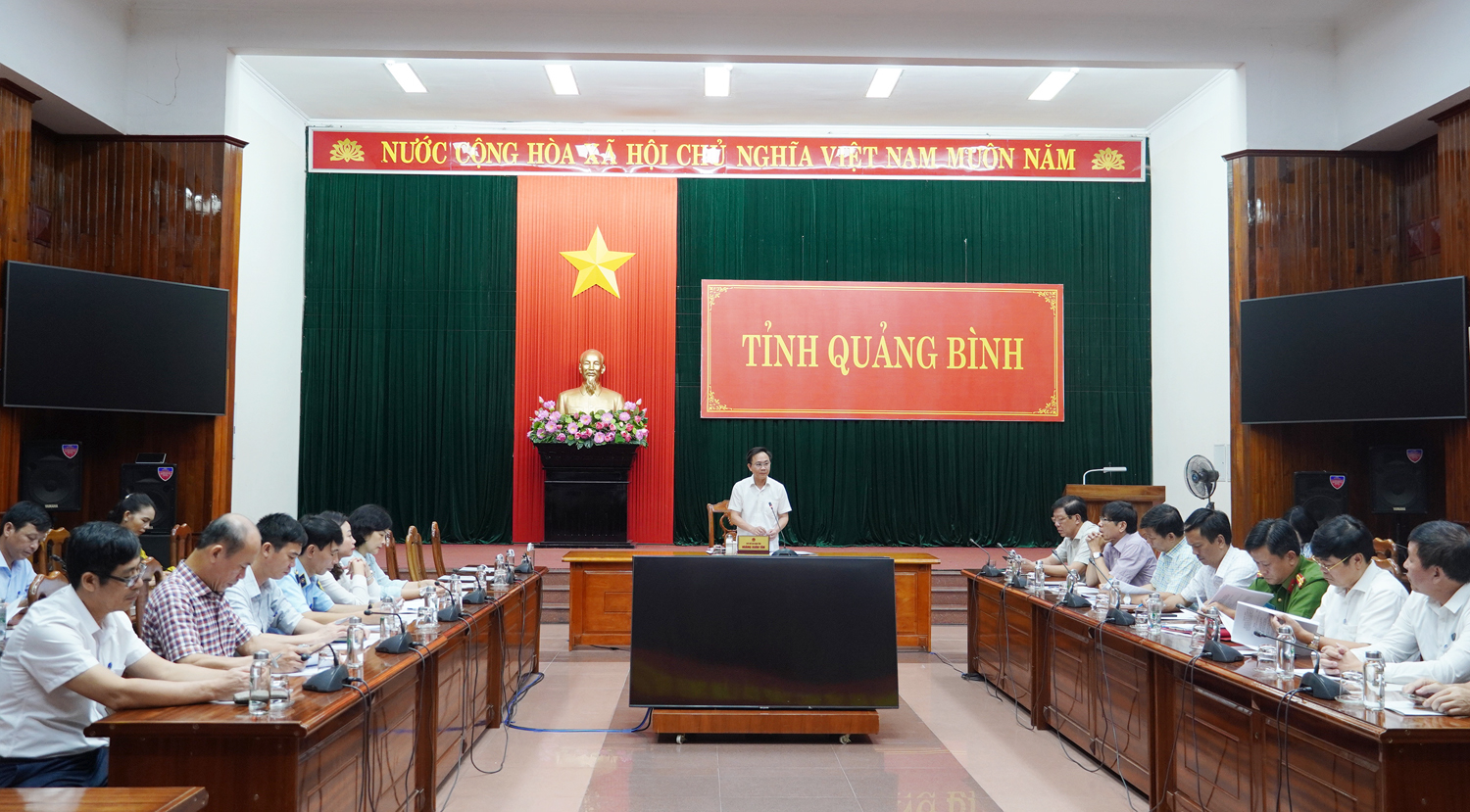 Toàn cảnh hội nghị.