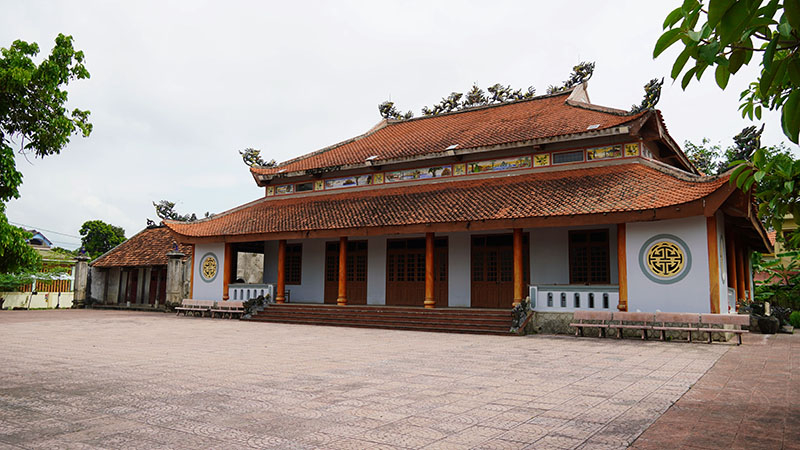 Đình Lũ Phong với tục thờ thần độc đáo.