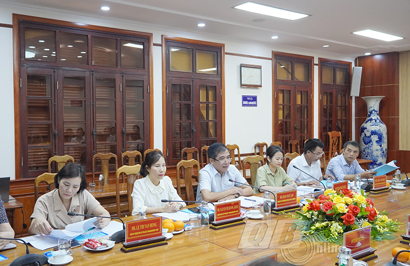 Đồng chí Phó Chủ tịch Thường trực UBND tỉnh Đoàn Ngọc Lâm phát biểu tại buổi làm việc.