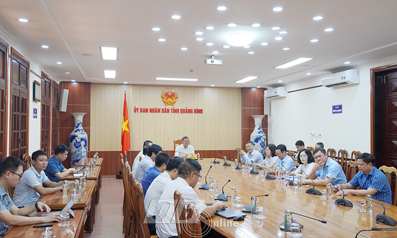 Các đại biểu dự hội nghị tại điểm cầu Quảng Bình.