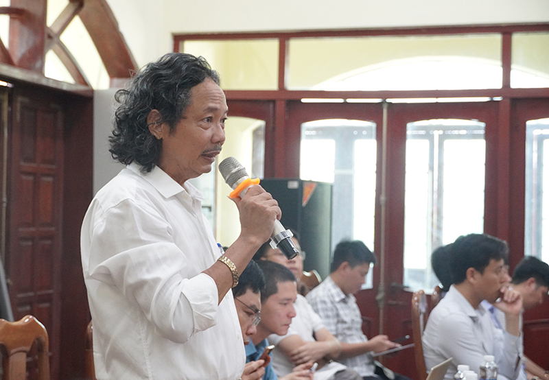 Đại diện các cơ quan báo chí phát biểu tại buổi gặp mặt.