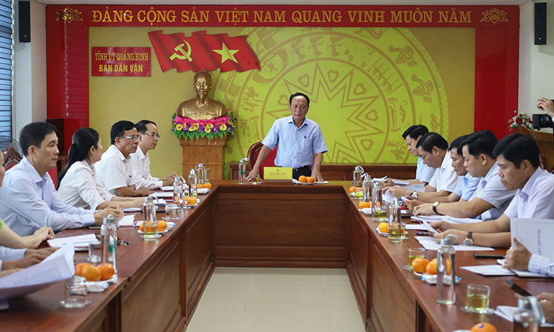  Đồng chí Phó Bí thư Thường trực Tỉnh ủy Trần Hải Châu chủ trì buổi làm việc.