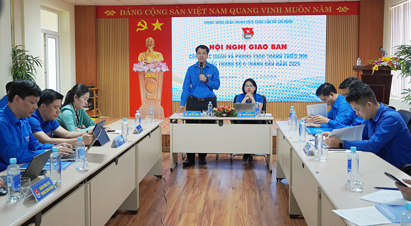 Các đồng chí chủ trì điều hành hội nghị.