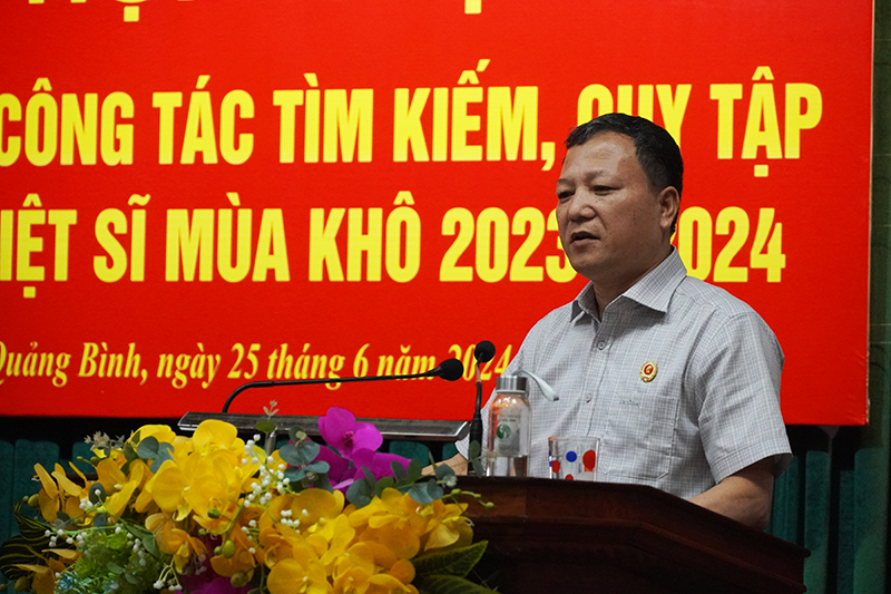 Đại biểu tham luận tại hội nghị.