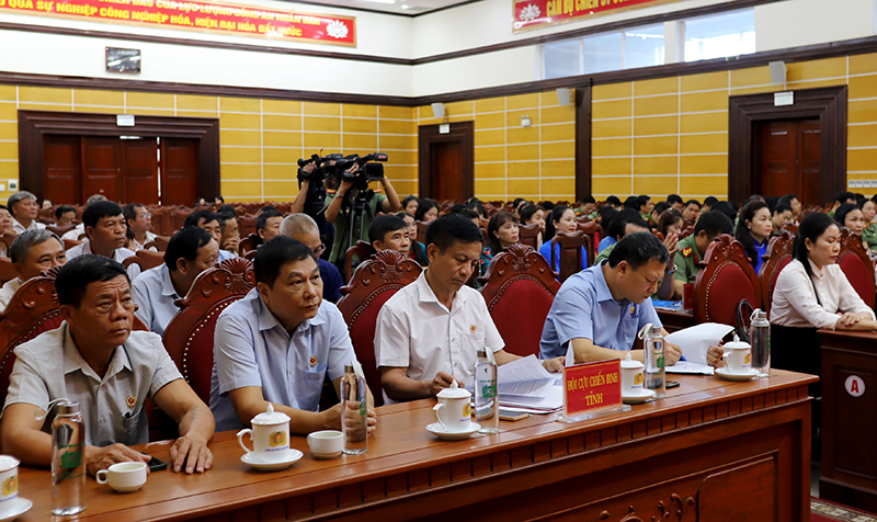 Các đại biểu tham dự hội nghị