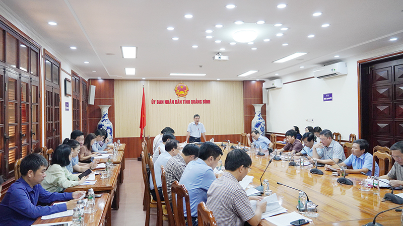 Quang cảnh buổi làm việc.