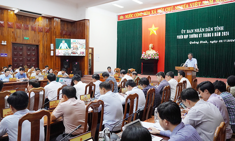 Đồng chí Chủ tịch UBND tỉnh Trần Thắng yêu cầu các sopwr, ngành, địa phương quyết liệt thực hiện các nhiệm vụ, giải pháp phát triển KT-XH năm 2024.