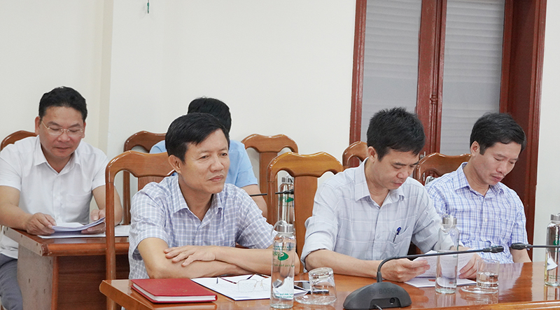 Các đại biểu tham dự buổi họp báo.