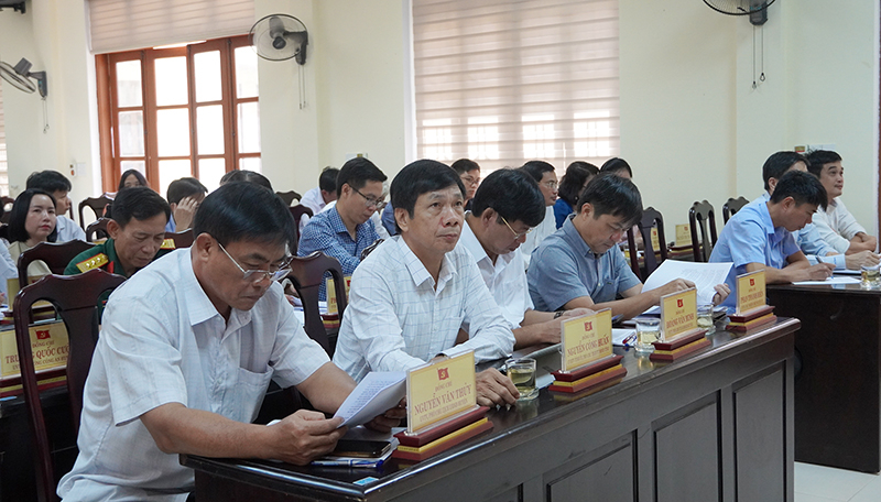 Các đại biểu tham dự hội nghị.