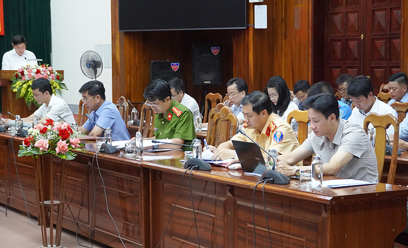Các đại biểu tham dự hội nghị.