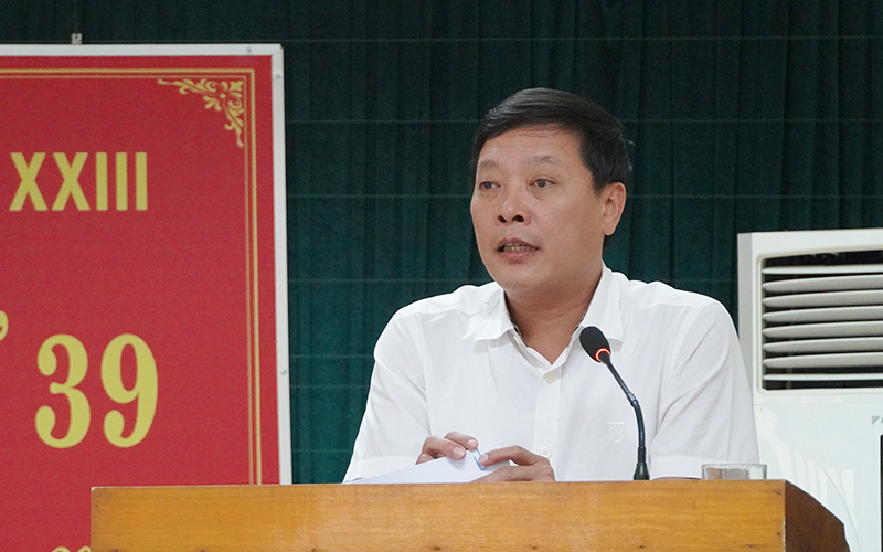 Đồng chí Bí thư Huyện ủy Bố Trạch Nguyễn Ngọc Tuấn phát biểu kết luận hội nghị.