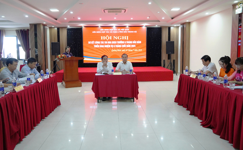 Quang cảnh hội nghị