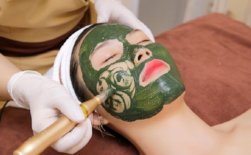 Vi kim là phương pháp làm đẹp an toàn nhằm giảm nếp nhăn và sẹo mụn nhỏ