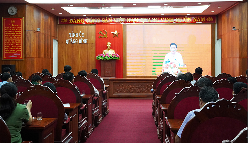 Quang cảnh hội nghị tại điểm cầu tỉnh Quảng Bình.