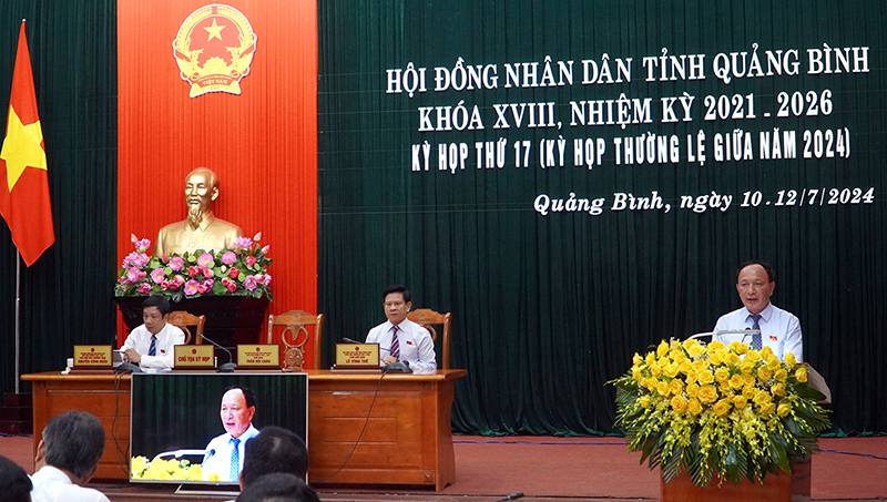Đồng chí Chủ tịch HĐND tỉnh Trần Hải Châu phát biểu bế mạc kỳ họp