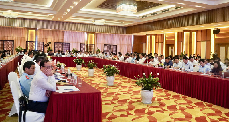 Các đại biểu dự hội nghị.